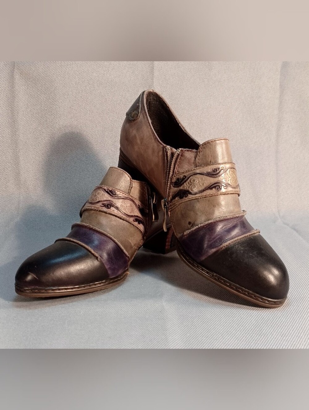 L'Artiste By Spring Step Leather Women's Ankle Boot With Ornate Design Size 6.5